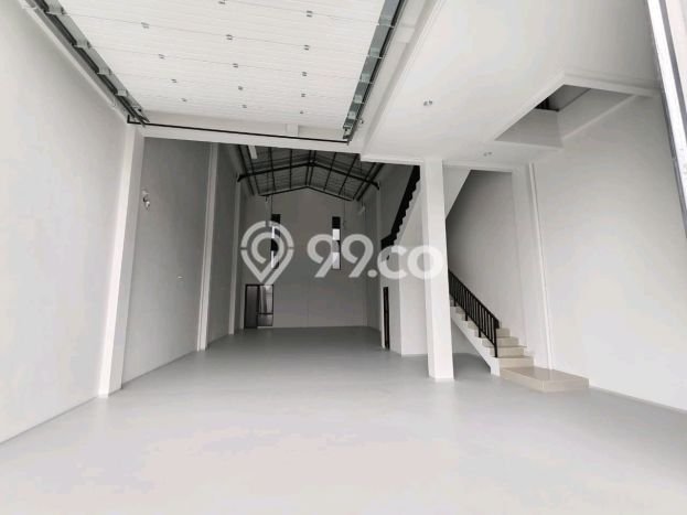 Gudang untuk Disewa di Pusat Jakarta Utara Luas Bangunan 270m2 Gudang untuk Disewa di Pusat Jakarta Utara Luas Bangunan 270m2