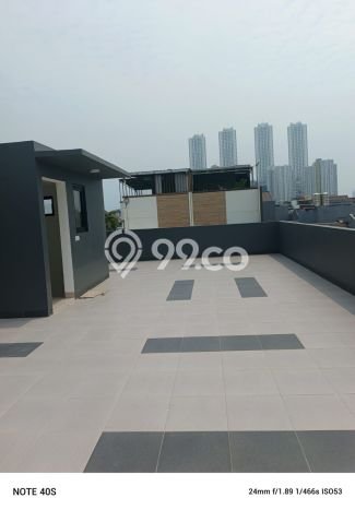 Rumah Elit Modern Tanpa Renovasi di Muara Karang Jakarta Utara Rumah Elit Modern Tanpa Renovasi di Muara Karang Jakarta Utara