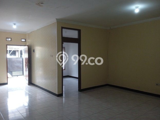 Rumah Nyaman area Regol, 3 KT, Area Strategis, Luas 180m² Bangunan 160m² Rumah Nyaman area Regol, 3 KT, Area Strategis, Luas 180m² Bangunan 160m²