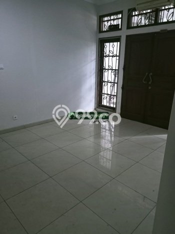 EXCLUSIVE OFFER! Rumah kawasan Batununggal, 3 KM, Area Premium, LT 300m² Bangunan 300m² EXCLUSIVE OFFER! Rumah kawasan Batununggal, 3 KM, Area Premium, LT 300m² Bangunan 300m²