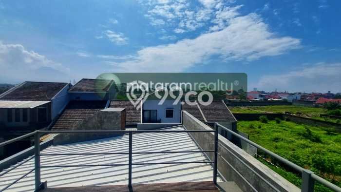 Rumah Nyaman area Antapani, 2 KT, Lingkungan Strategis, LT 76m² Bangunan 120m² Rumah Nyaman area Antapani, 2 KT, Lingkungan Strategis, LT 76m² Bangunan 120m²