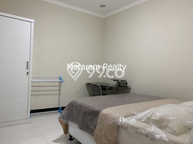 Rumah kawasan Buah Batu, 3 KM, Pemandangan Kota, LT 150m² LB 155m² Rumah kawasan Buah Batu, 3 KM, Pemandangan Kota, LT 150m² LB 155m²