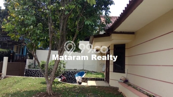 RARE UNIT! Rumah di Geger Kalong, 2 KM, Pemandangan Indah, LT 485m² Bangunan 200m² RARE UNIT! Rumah di Geger Kalong, 2 KM, Pemandangan Indah, LT 485m² Bangunan 200m²