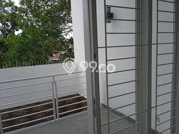 Rumah area Turangga, 4 KT, Akses Rumah Sakit, Luas 127m² LB 200m² Rumah area Turangga, 4 KT, Akses Rumah Sakit, Luas 127m² LB 200m²