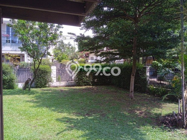 Jual Rumah Luas Elegan Dengan View Eksklusif di BKR, Bandung Jual Rumah Luas Elegan Dengan View Eksklusif di BKR, Bandung
