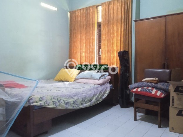 Jual Rumah Luas Elegan Dengan View Eksklusif di BKR, Bandung Jual Rumah Luas Elegan Dengan View Eksklusif di BKR, Bandung