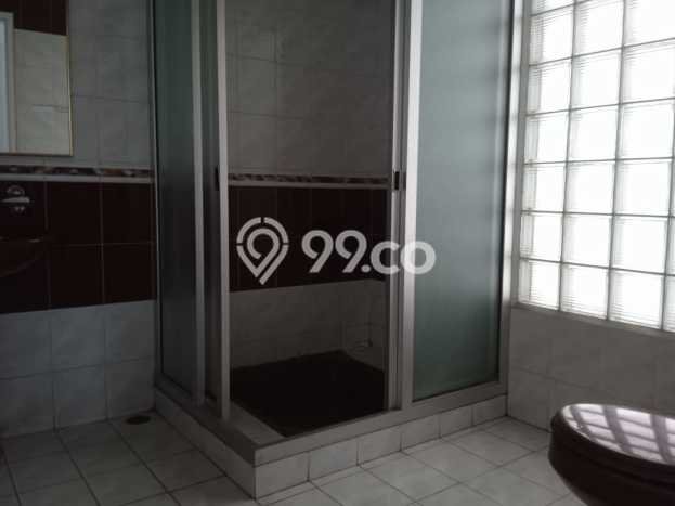 HUNIAN PILIHAN! Rumah di Setra Sari, 3 KT, Lingkungan Asri, LT 340m² Bangunan 240m² HUNIAN PILIHAN! Rumah di Setra Sari, 3 KT, Lingkungan Asri, LT 340m² Bangunan 240m²