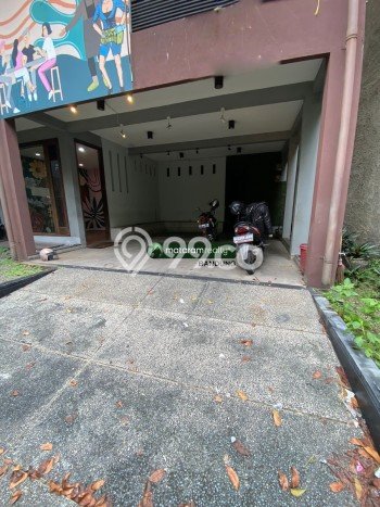 Rumah Disewakan Bandung LT 165m2 LB 250m2 Kawasan Buah Batu Rumah Disewakan Bandung LT 165m2 LB 250m2 Kawasan Buah Batu