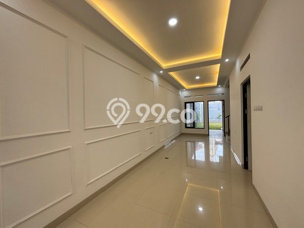 Ready to Use! Luxury House LT 185m2 Desain Elegan di Turangga Ready to Use! Luxury House LT 185m2 Desain Elegan di Turangga