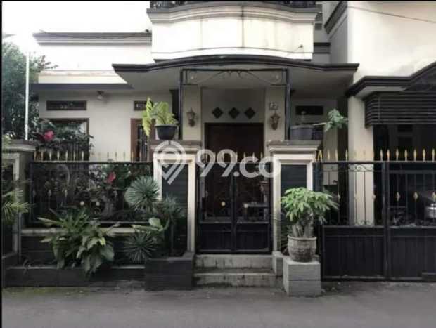 Rumah Luas Asri 3 KT Siap Pakai di Buah Batu Bandung Rumah Luas Asri 3 KT Siap Pakai di Buah Batu Bandung