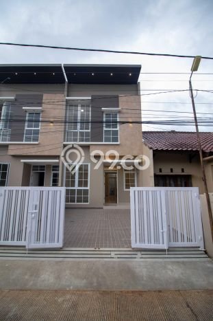 Jual Rumah Minimalis Bagus Punya 4 KT di Arcamanik Bandung SHM Jual Rumah Minimalis Bagus Punya 4 KT di Arcamanik Bandung SHM