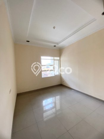 Ruko bagus disewakan di Turangga Bandung dengan LB 250m2 harga sewa terbaik Ruko bagus disewakan di Turangga Bandung dengan LB 250m2 harga sewa terbaik