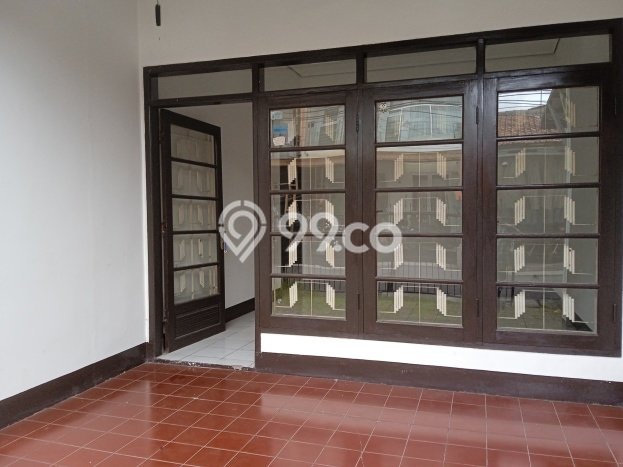 Rumah Sewa Bandung LT 326m2 LB 200m2 Area Turangga Rumah Sewa Bandung LT 326m2 LB 200m2 Area Turangga