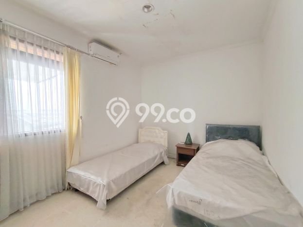 SPECIAL LISTING! Rumah di Dago, 5 KT, Akses Pusat Kota, Luas 500m2m² LB 350m2m² SPECIAL LISTING! Rumah di Dago, 5 KT, Akses Pusat Kota, Luas 500m2m² LB 350m2m²