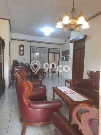 SPECIAL PRICE! Rumah area Supratman, 2 KM, Akses Mudah Pusat Kota, Luas 230m2m² Bangunan 225m2m² SPECIAL PRICE! Rumah area Supratman, 2 KM, Akses Mudah Pusat Kota, Luas 230m2m² Bangunan 225m2m²