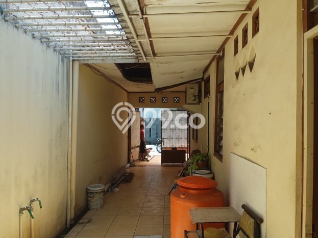 PROPERTI UNGGULAN! Rumah Strategis di Turangga, LT 210m2m² LB 150m2m² PROPERTI UNGGULAN! Rumah Strategis di Turangga, LT 210m2m² LB 150m2m²