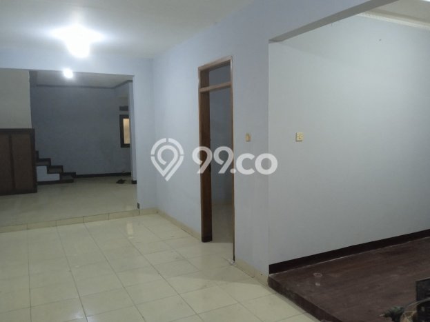 Disewakan! Rumah 4 Kamar Tidur &
3 Kamar Mandi di Turangga, Bandung Disewakan! Rumah 4 Kamar Tidur &
3 Kamar Mandi di Turangga, Bandung