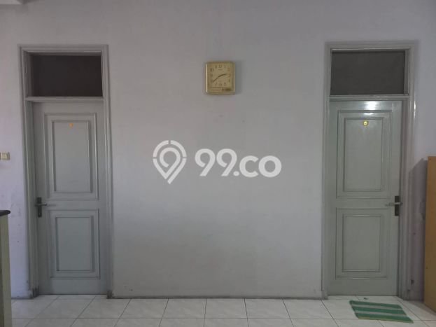 Disewakan! Rumah 10 Kamar Tidur &
3 Kamar Mandi di Cikutra, Bandung Disewakan! Rumah 10 Kamar Tidur &
3 Kamar Mandi di Cikutra, Bandung