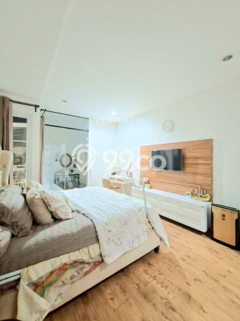 Hunian Elit LB 230m2 Siap Pakai Desain Elegan di Bintaro, Tangerang Selatan Hunian Elit LB 230m2 Siap Pakai Desain Elegan di Bintaro, Tangerang Selatan