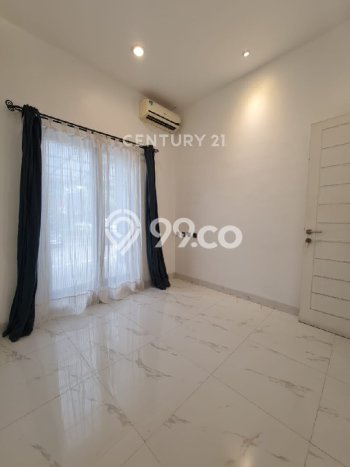 Rumah Mewah Dijual LT 135m2 di Serpong Utara, Tangerang Selatan Rumah Mewah Dijual LT 135m2 di Serpong Utara, Tangerang Selatan