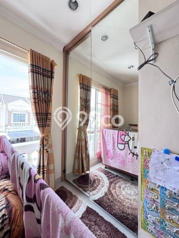 Rumah Modern 2 KT di Green Lake City Jakarta Barat Semi Furnished Rumah Modern 2 KT di Green Lake City Jakarta Barat Semi Furnished