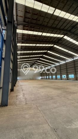 Gudang paling strategis disewakan di Tambun Selatan Bekasi Gudang paling strategis disewakan di Tambun Selatan Bekasi
