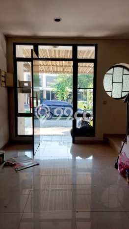 Sewa Rumah Murah di Green Lake City Jakarta Barat dengan 2 KT Sewa Rumah Murah di Green Lake City Jakarta Barat dengan 2 KT
