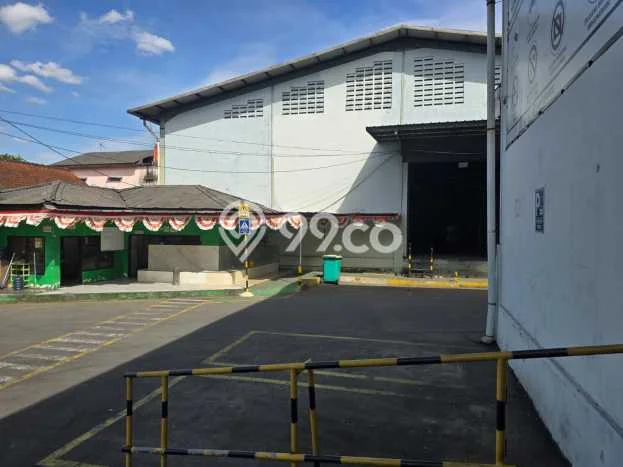 Disewakan Gudang di Kawasan Ramai Bitung Luas 19000m2 Disewakan Gudang di Kawasan Ramai Bitung Luas 19000m2