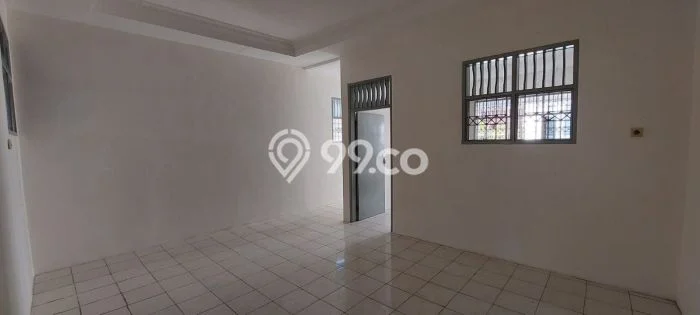 SPECIAL LISTING! Rumah di , 2 KM, Akses Pusat Kota, LT 160m2m² LB 320m2m² SPECIAL LISTING! Rumah di , 2 KM, Akses Pusat Kota, LT 160m2m² LB 320m2m²
