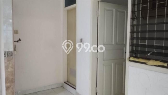 Rumah Asri di , 2 KM, Lingkungan Strategis, LT 120m2m² Bangunan 120m2m² Rumah Asri di , 2 KM, Lingkungan Strategis, LT 120m2m² Bangunan 120m2m²