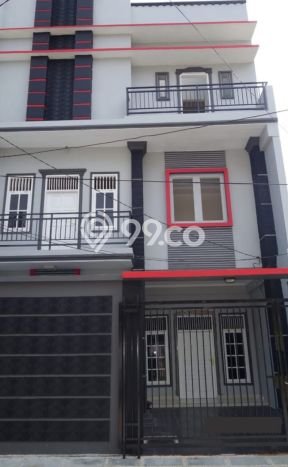 Dijual Rumah Luas Megah Dengan View Eksklusif di Muara Karang, Jakarta Utara Dijual Rumah Luas Megah Dengan View Eksklusif di Muara Karang, Jakarta Utara