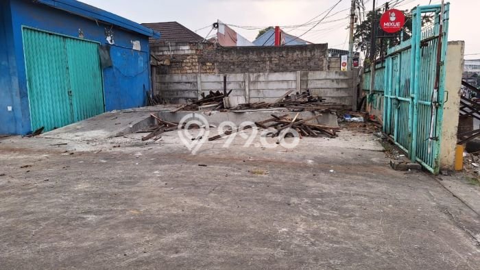 Tanah Dijual Lokasi Strategis di Depok dengan Luas 1535m2 Tanah Dijual Lokasi Strategis di Depok dengan Luas 1535m2