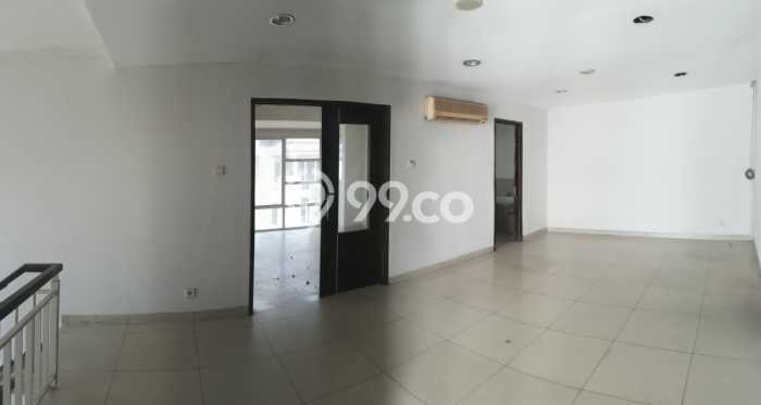 Rumah Elit Modern Siap Huni di Pluit Jakarta Utara Rumah Elit Modern Siap Huni di Pluit Jakarta Utara