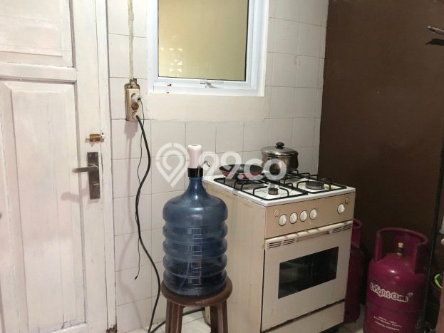 Rumah Luas Asri 3 KT Siap Pakai di Tanjung Duren Jakarta Barat Rumah Luas Asri 3 KT Siap Pakai di Tanjung Duren Jakarta Barat