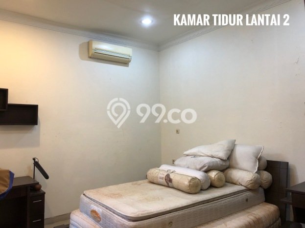 Rumah Luxury Modern Tanpa Renovasi di Taman Cosmos Jakarta Barat Rumah Luxury Modern Tanpa Renovasi di Taman Cosmos Jakarta Barat