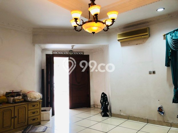 Jual Rumah Mewah Elegan Dengan View Cantik di Taman Ratu, Jakarta Barat Jual Rumah Mewah Elegan Dengan View Cantik di Taman Ratu, Jakarta Barat