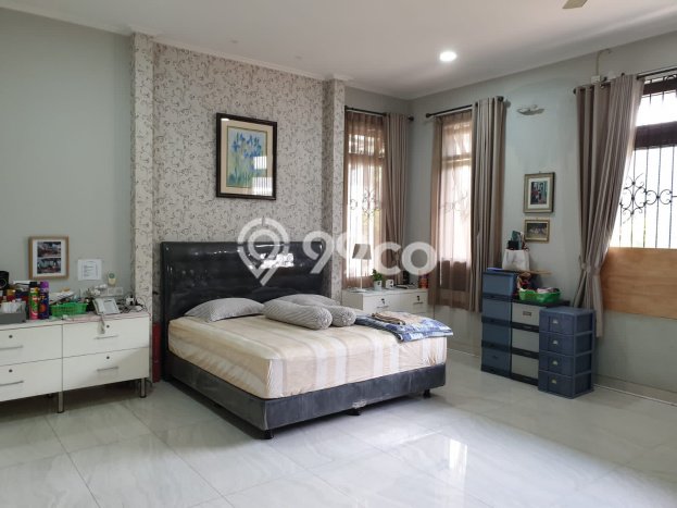 Rumah LT 1300m² area Sunrise Garden, Dekat Sunrise Garden, Jakarta Barat, Jakarta Barat Rumah LT 1300m² area Sunrise Garden, Dekat Sunrise Garden, Jakarta Barat, Jakarta Barat