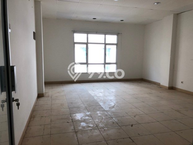 Ruko di Kebon Jeruk, Luas 270m², Posisi Mainroad Ruko di Kebon Jeruk, Luas 270m², Posisi Mainroad