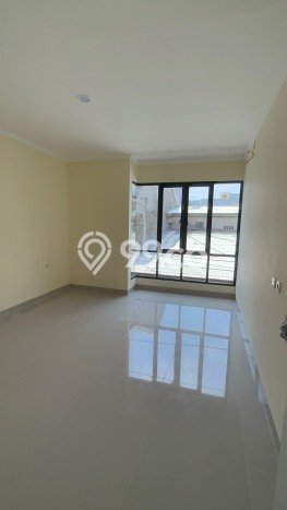 LOKASI PREMIUM! Rumah Strategis di Tanjung Duren, LT 37m² LB 70m² LOKASI PREMIUM! Rumah Strategis di Tanjung Duren, LT 37m² LB 70m²