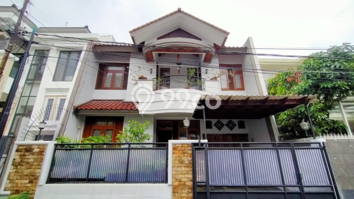 HOT LISTING! Rumah Siap Huni di Sunrise Garden, LT 200m² LB 240m² HOT LISTING! Rumah Siap Huni di Sunrise Garden, LT 200m² LB 240m²