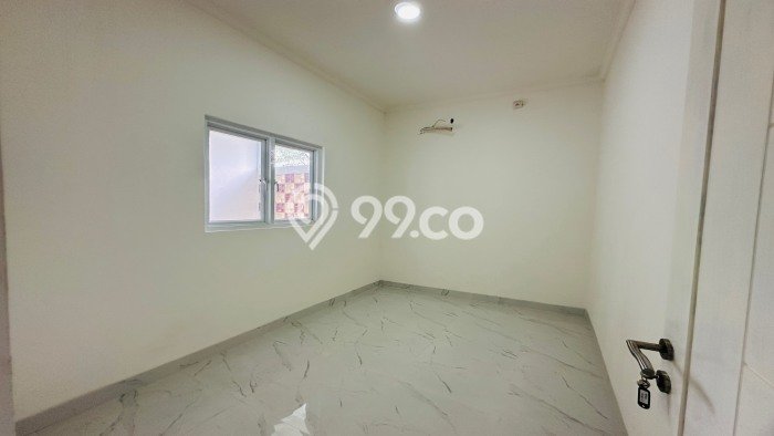 Rumah Bagus di Kembangan, Jakarta Barat, Luas 100m² Bangunan 145m² HARGA MENARIK! Rumah Bagus di Kembangan, Jakarta Barat, Luas 100m² Bangunan 145m² HARGA MENARIK!