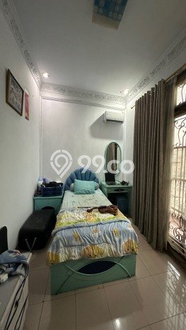 Rumah Luxury Modern Tanpa Renovasi di Taman Ratu Jakarta Barat Rumah Luxury Modern Tanpa Renovasi di Taman Ratu Jakarta Barat