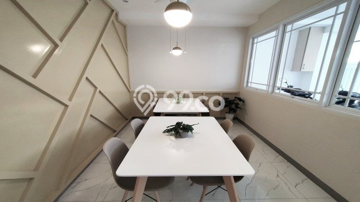 Rumah Luxury Modern Tanpa Renovasi di Petojo Jakarta Pusat Rumah Luxury Modern Tanpa Renovasi di Petojo Jakarta Pusat