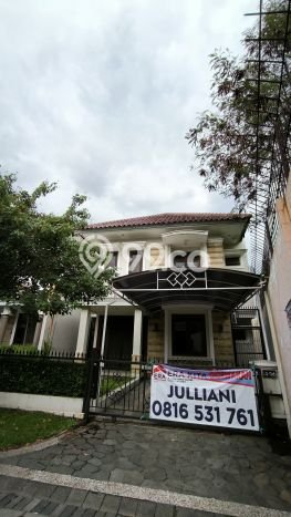 Lokasi terbaik! Rumah siap pakai disewakan di Dukuh Pakis LB 200m2 Lokasi terbaik! Rumah siap pakai disewakan di Dukuh Pakis LB 200m2
