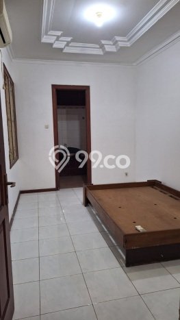 Siap Huni Rumah Mewah 3 Kamar di Dukuh Pakis Dekat ke Mana Pun Siap Huni Rumah Mewah 3 Kamar di Dukuh Pakis Dekat ke Mana Pun