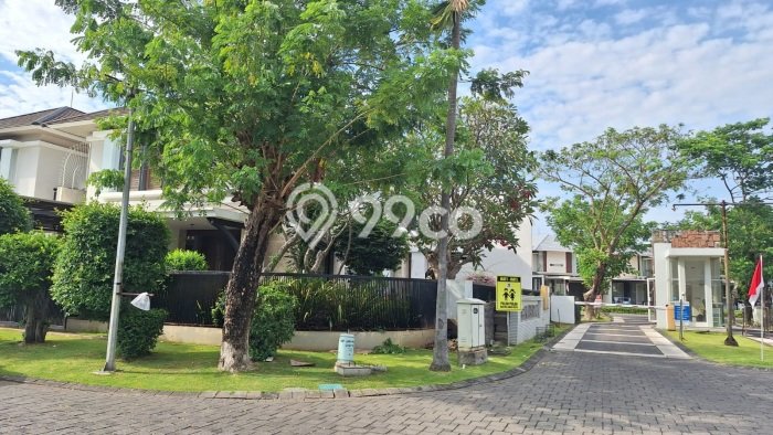 Siap Huni Rumah Mewah 4 Kamar di Wiyung Dekat ke Mana Saja Siap Huni Rumah Mewah 4 Kamar di Wiyung Dekat ke Mana Saja