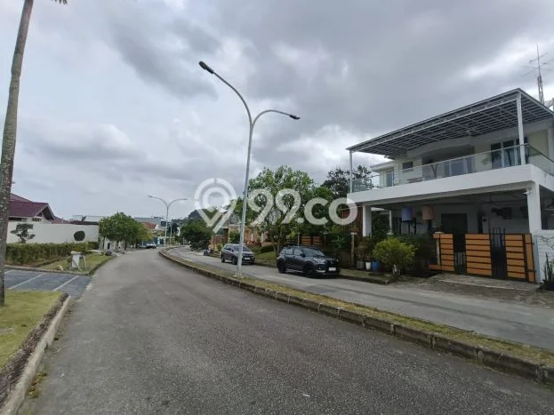 Rumah Mewah Siap Huni LT 310m2 di Batam Kota, Batam Rumah Mewah Siap Huni LT 310m2 di Batam Kota, Batam