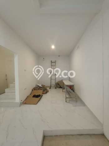 Dijual Hunian Rumah Terawat 3 Kamar di Pondok Bambu, Jakarta Timur Dijual Hunian Rumah Terawat 3 Kamar di Pondok Bambu, Jakarta Timur