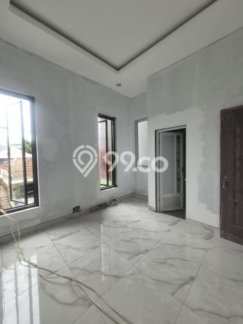 Rumah Strategis Minimalis Lb 180m2 di Matraman, Jakarta Timur Rumah Strategis Minimalis Lb 180m2 di Matraman, Jakarta Timur