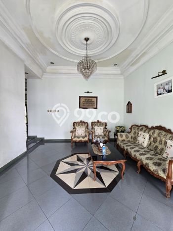 Hunian Mewah LB 311m2 Siap Huni Desain Elegan di Pondok Kelapa, Jakarta Timur Hunian Mewah LB 311m2 Siap Huni Desain Elegan di Pondok Kelapa, Jakarta Timur
